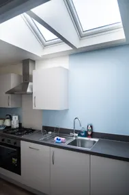 Stylish Saltash Oasis - Image 3