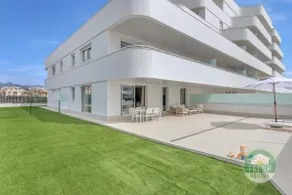 Modern 2BR Apartment • Beach & Town Nearby - Image 5