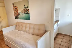 the Venetian, lakeside studio - Image 4