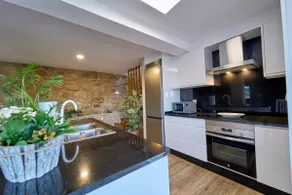 Lola's home - Image 5