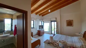 Seaview Villa Theologos - Image 4