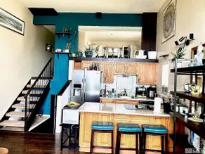Lakeview Tri-level Unit - Image 2
