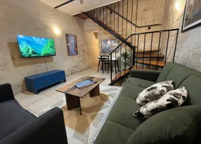 Valletta 1-bedroom at Republic Street - Image 4