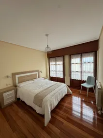 Laura's Corner - Image 4
