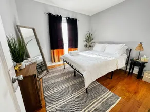 COZY Unit 3rd floor/ no elevator - Image 2