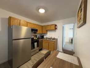 Lovely 1BR Apt in Sycamore - Image 2