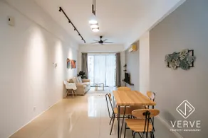 The Cove Hillside Premium Suites by IWH - Image 4