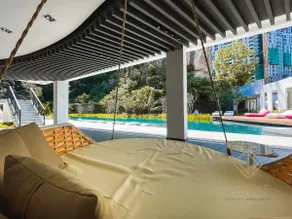 The Cove Hillside Premium Suites by IWH - Image 2
