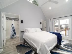 The Refined Retreat - Image 4