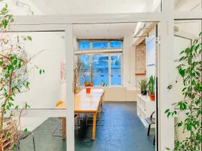 A unique loft of 200 sq. m by the river! - Image 5