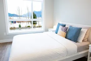 The Oasis | Lake/Mtn Views + Fireplace + Sleeps 6 - Image 3