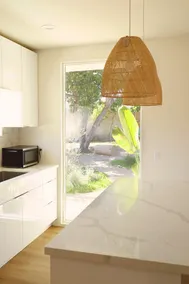 Beautiful Sun-Drenched Guest House in Temple City - Image 4