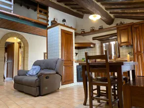 Rustic charm in the historic heart - Image 3