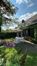 Stone house with garden, Lake Guerlédan - Image 2