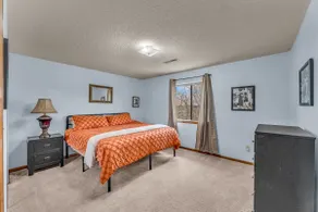 2-Story 2 Bedrooms with King Beds - Duplex sleep 6 - Image 4
