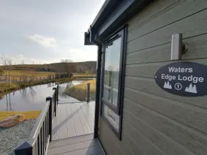 Waters Edge Lodge 1 - near Lake Vyrnwy, M Wales - Image 3