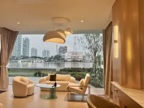 RARE! Panoramic Riverside Suite at Rarin Venue - Image 5
