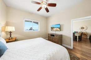 Beachview Condo C401 w/ Jacuzzi/pool - Image 4