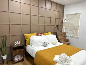 Vibrant 2BR 2B Duplex Downtown LA - Image 4