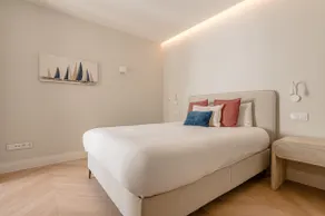 Genesis 2 Apartments, Family Apartment 2 - Image 3