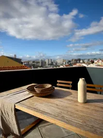 Rooftop Aqueduct Apartment F - Image 5