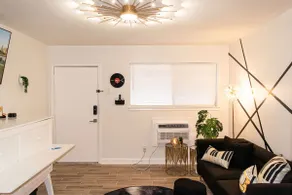 Elvis suite at the HighlandStrip - Image 2