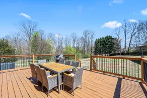 Family Oasis | Newly renovated 3BR |Walk to N. Elm - Image 2