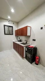 201 Modern 3 Bedroom Apartment with a Living Room - Image 3