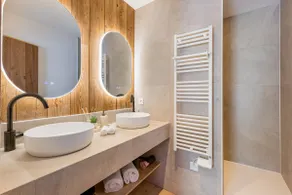 Luxury Suite & Spa - Lapland - Image 5