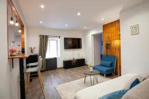 2-room apartment La Verpillière center - Image 4