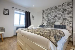 2-room apartment La Verpillière center - Image 3