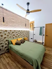 ”Live the Exclusive” Industrial Studio in Segorbe - Image 2