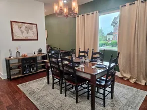 Spacious, Modern Home| Free Parking | Downtown/OTE - Image 3