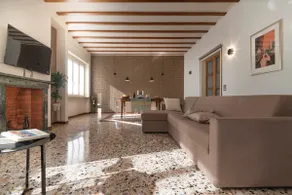Spacious Flat - City Centre - Image 4