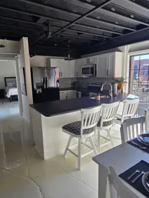 Lovely Industrial Loft - Image 3
