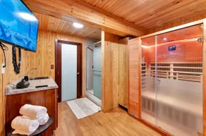 Cozy MountainGetaway near Bushkill w/HotTub&Sauna - Image 5