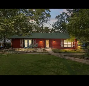 Rustic Red Lake House - Image 5