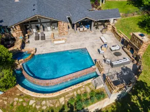 Grotto @ Southern Hills W/Pool & Hot Tub +Bunkroom - Image 2