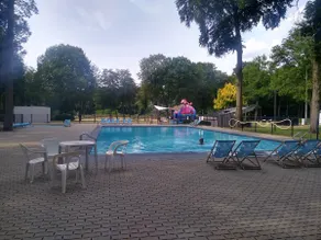 Studio Eik 105 at the pool in nature domain - Image 3