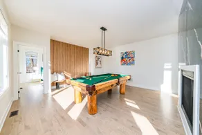 HotTub PoolTableFireplace KingBeds3Acres DwytBeach - Image 2