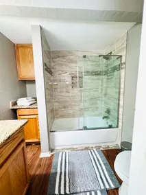 Vibrant Chalet With Fast WiFi Free Parking - Image 5