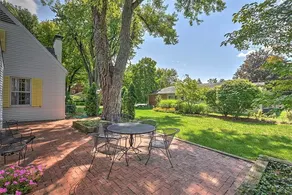 Heidi House-Close to everything - Image 3