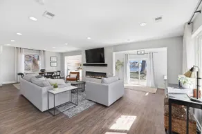 Tichigan Lakefront Getaway - Image 5