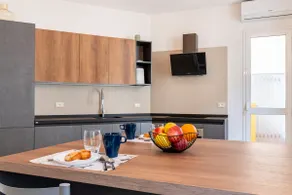 GuestHost - Livorno Modern Apartment with Balcony! - Image 3