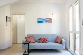 GuestHost - Livorno Modern Apartment with Balcony! - Image 2