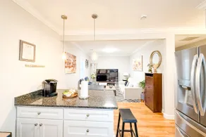 Bright 4BR Retreat | Free Parking | Boston - Image 2