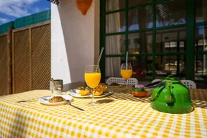 Ana's Apartments, Aloe - Image 2