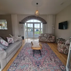 Charming Coach House on Estate Farm in Countryside - Image 2