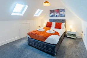Hawkwell Retreat! 5 Bedroom home | Hockley - Image 2