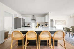 4BR Renovated Home with Pool in Park Circle - Image 4